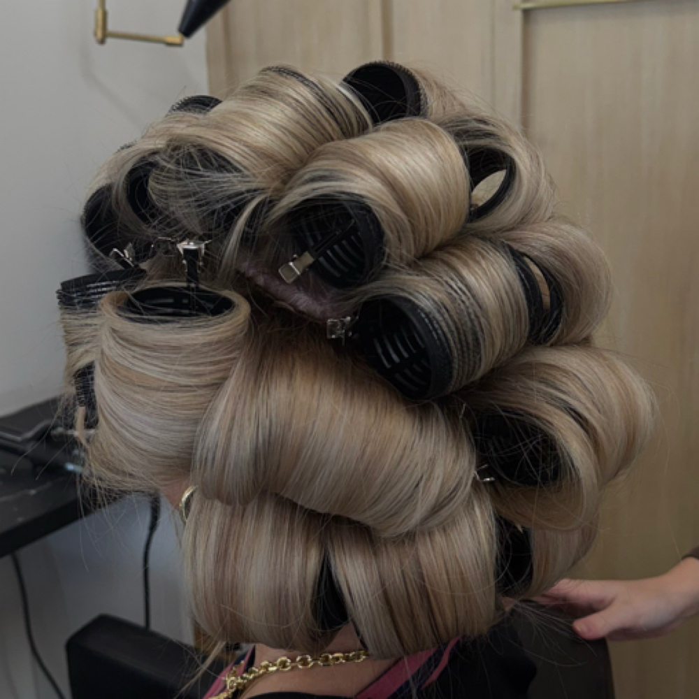 Blow Dry Style at anniedoeshair in Mesa, AZ