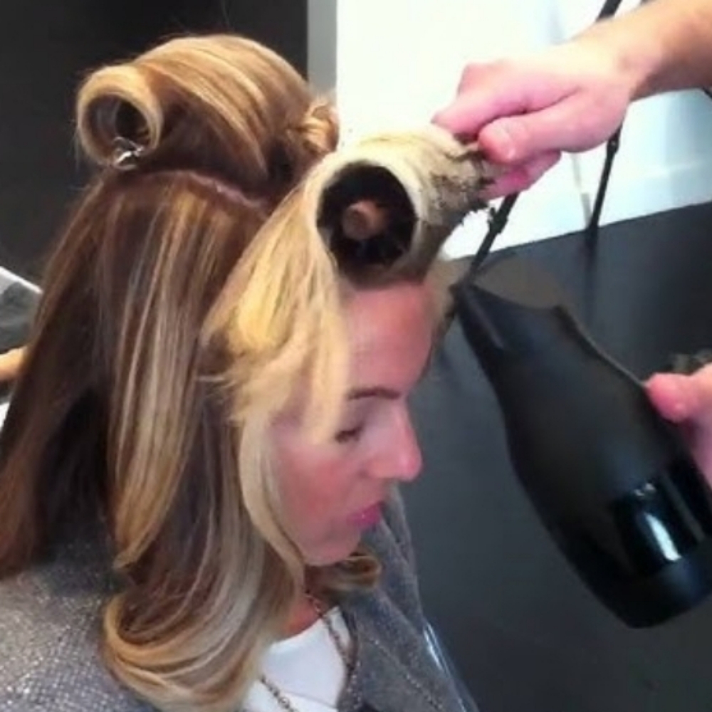 Wash, Cut & Blowout Style