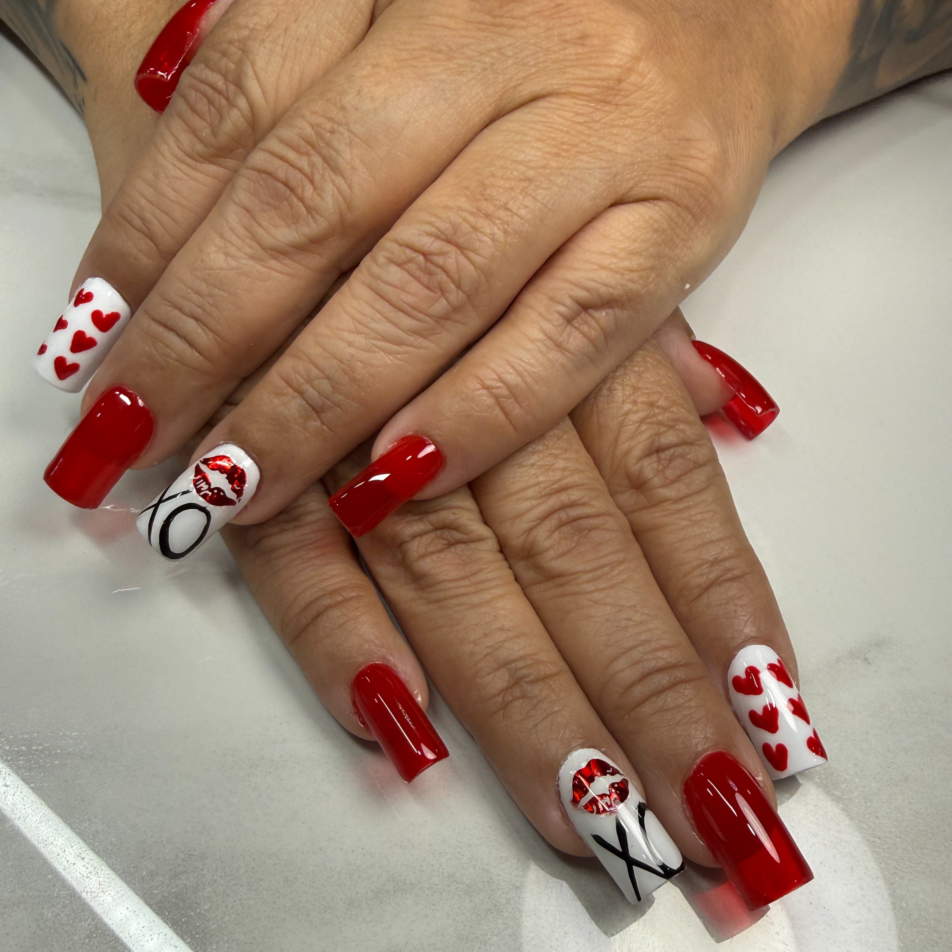 Minimal Design at Prettyology Nail Studio in Phoenix, AZ