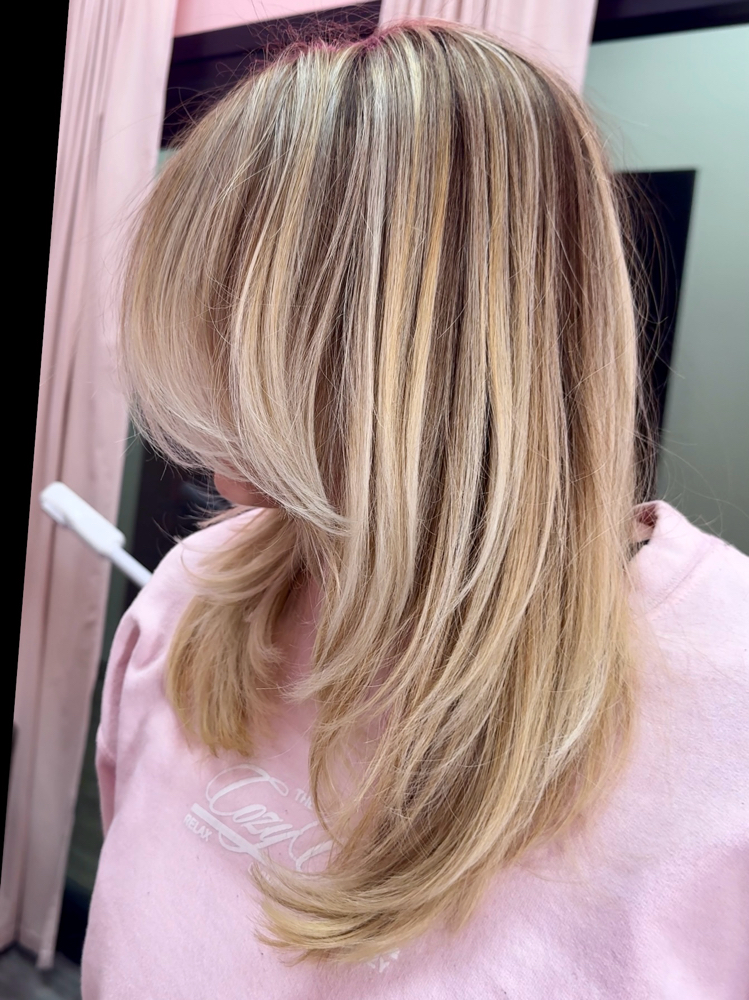 BOMBSHELL BLOWOUT