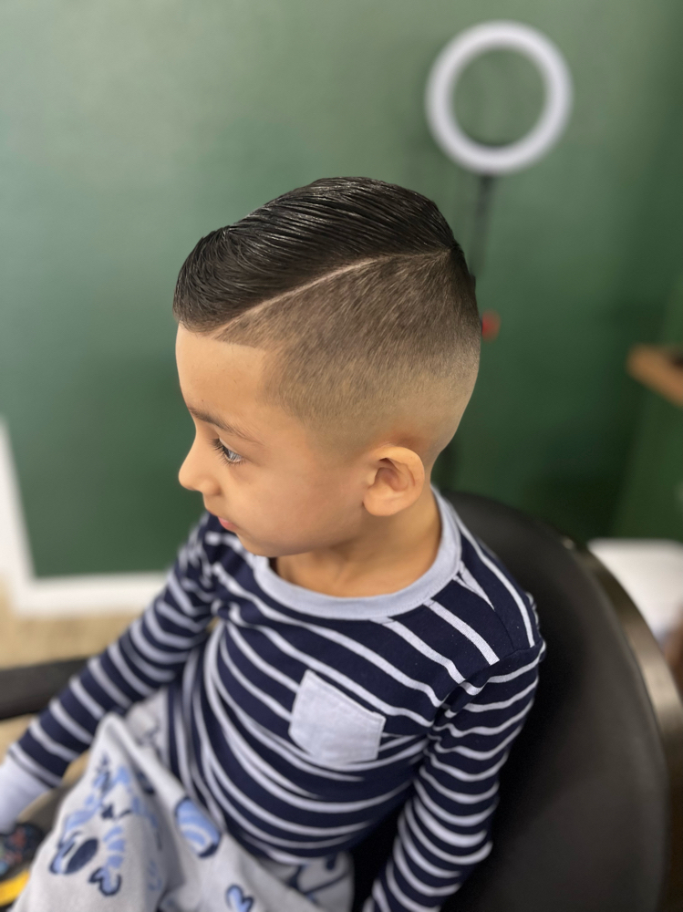 Kids Haircut / Corte De Niño