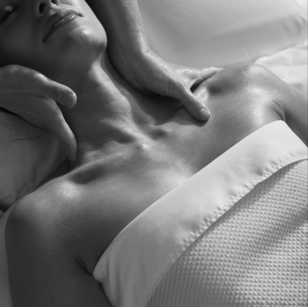 Shoulder Massage at Skin by Giselle in Commerce City, CO