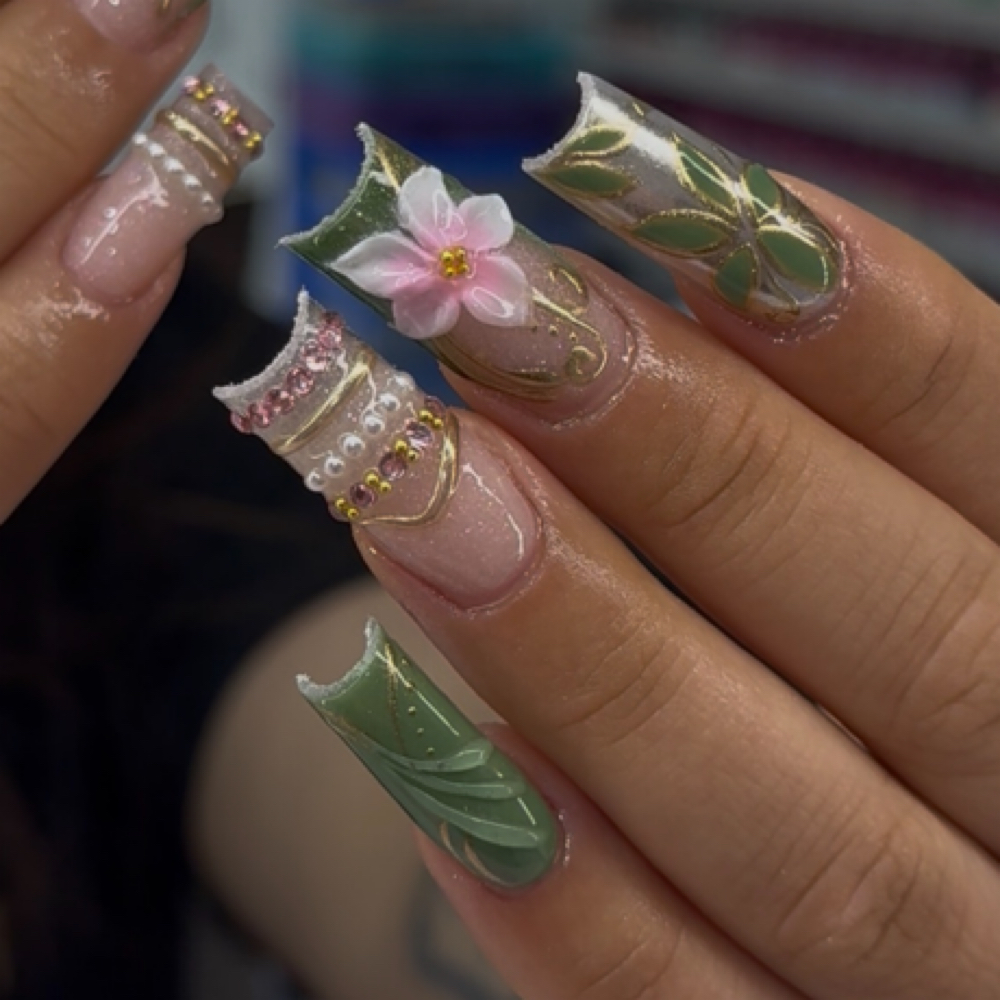 Acrylic Full Set at NailsByMylinh in Sioux Falls, SD