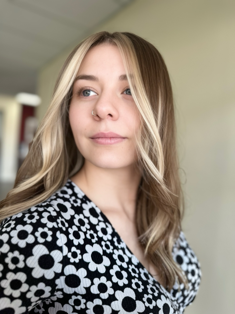 Halo Color Placement at Bombshell Beauty Bar @Evince salon in Vancouver, WA