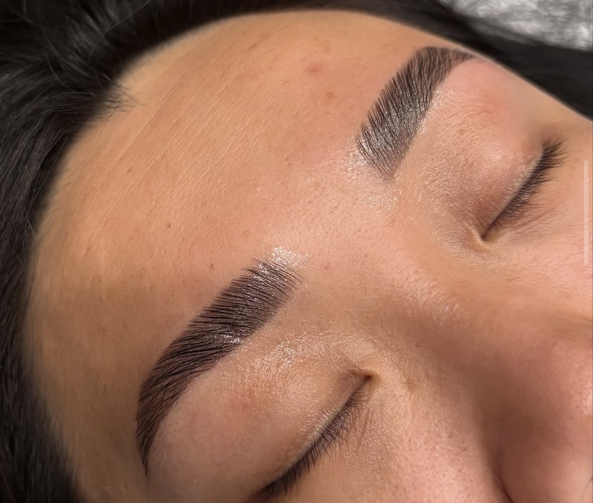 BROW WAX & HYBRID TINT