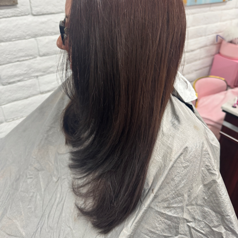 Women’s Long Layered Haircut at Tammy Corral in Fresno, CA