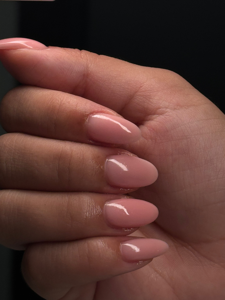 BIAB Mani