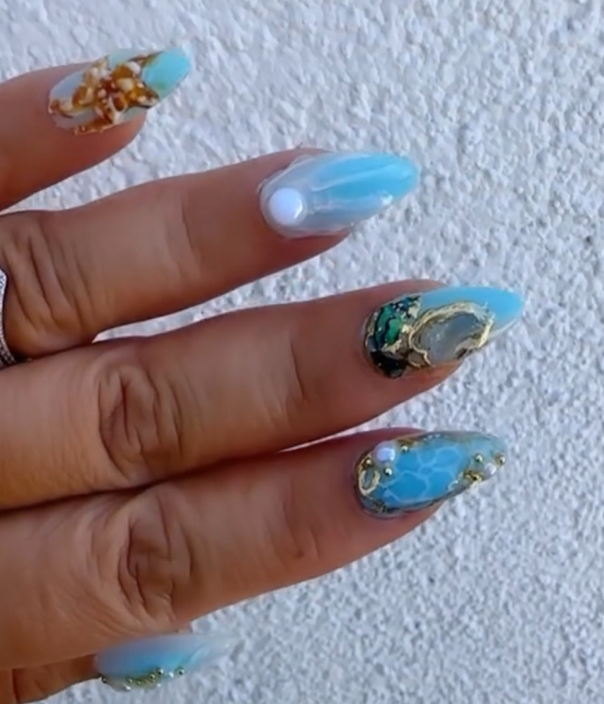 ✨BLACK FRIDAY NAIL SPECIAL ✨