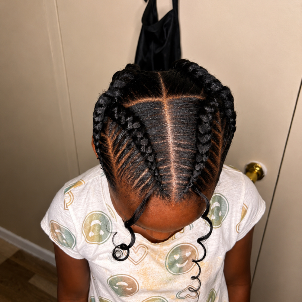 ✨6 Kids Braid With Design at Beauty4baeee in El Dorado, AR
