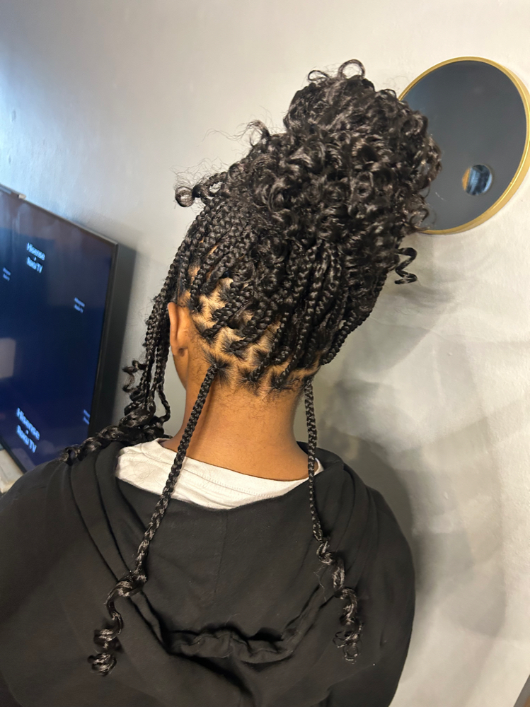 Short knotless Braids Small