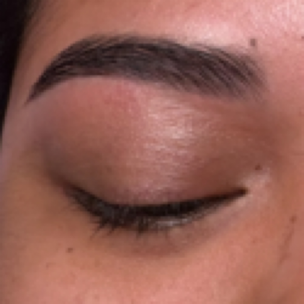 Lash Removal at Hello Beautyyy in North Kansas City, MO