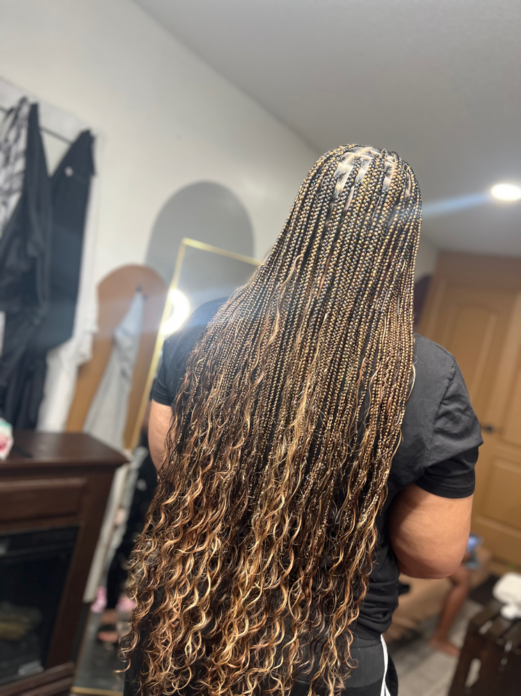 Knotless 2.0 at Nuri G in Horn Lake, MS