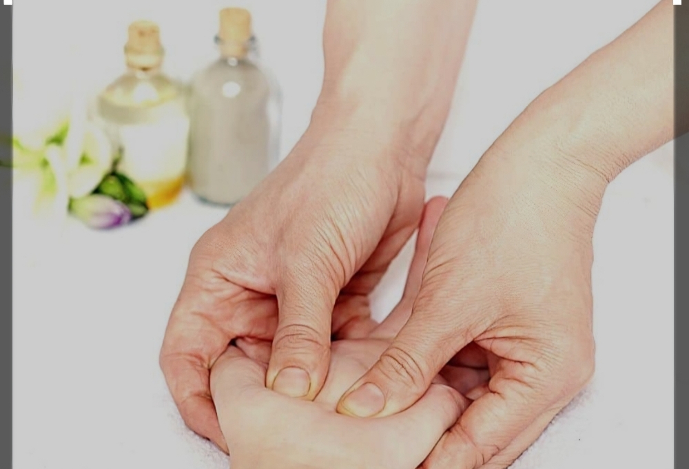 Luxury Hand And Arm Massage