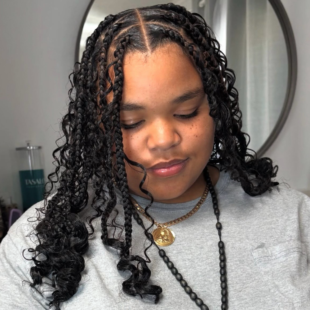 Medium Boho Knotless Bob