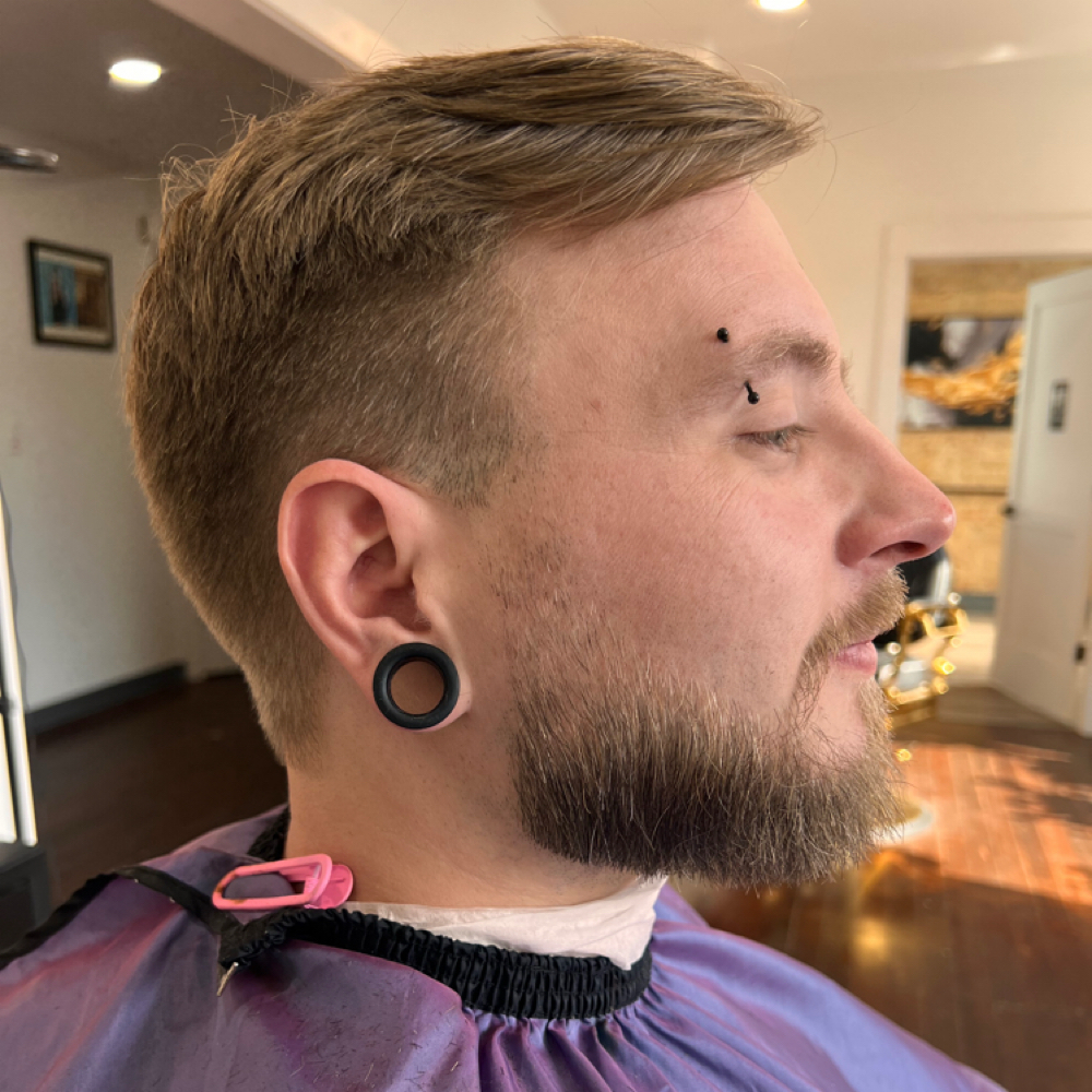 Haircut And Beard Trim at Savvy Scissors in Cleburne, TX
