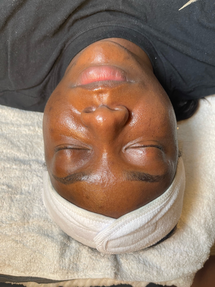 S|I Signature Facial