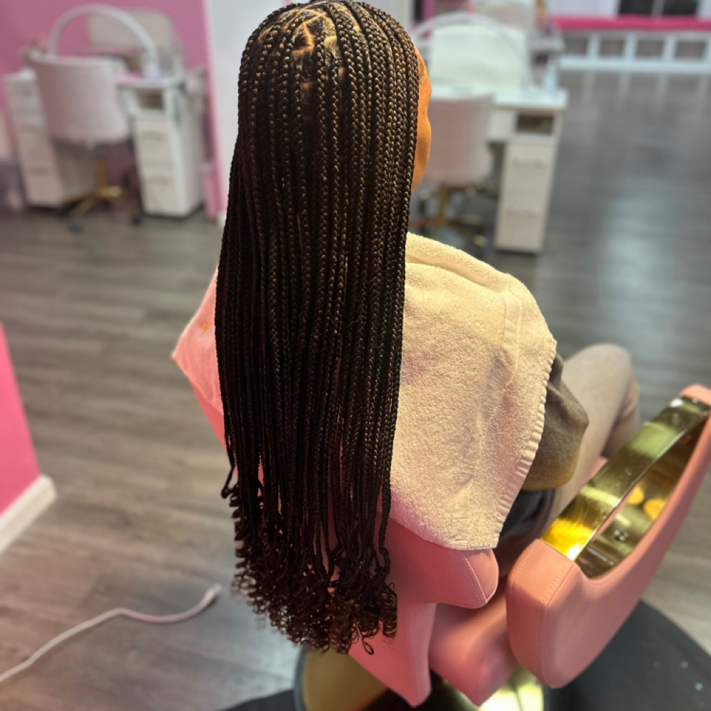 Knotless By Lexus at Pretty & Polished, LLC in Easton, MD