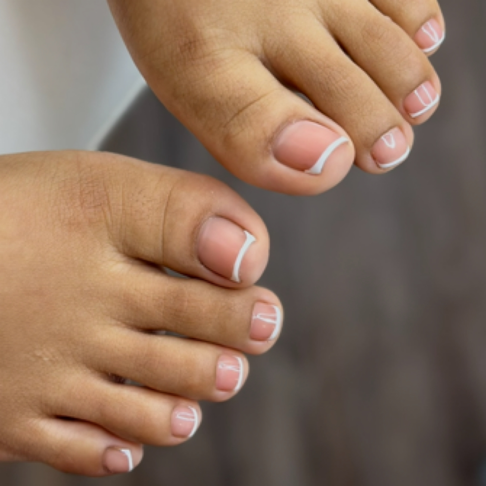 Spa Waterless Pedicure at Nails With A Vibe in Chattanooga, TN