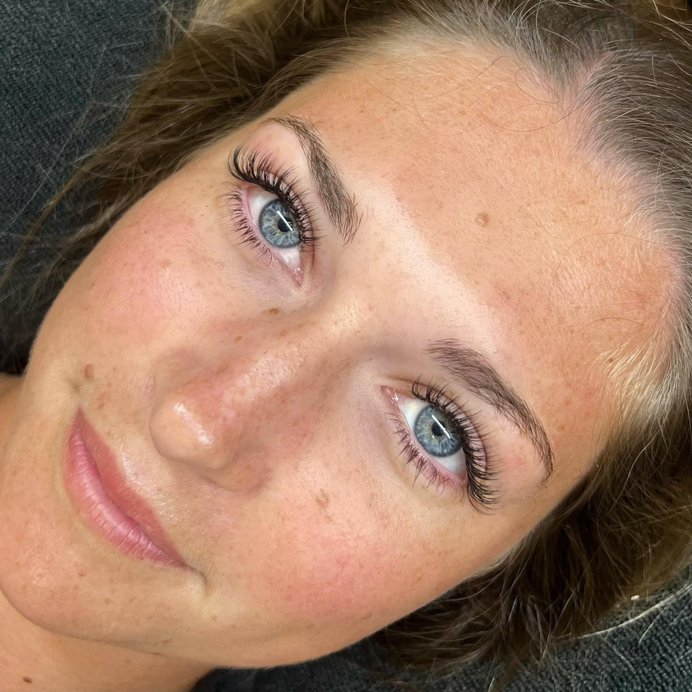 Classic Lash *Full Set*