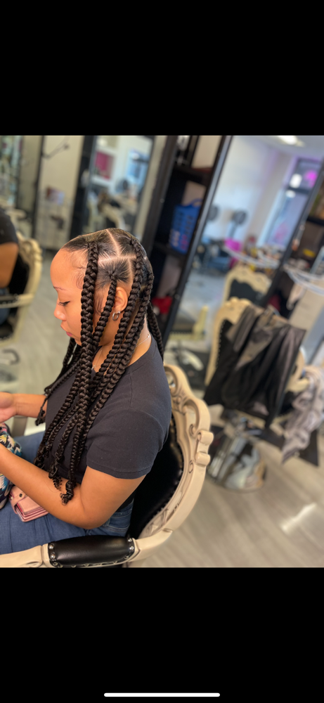 Jumbo Knotless Braids