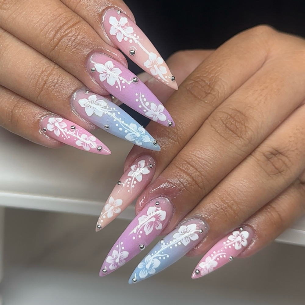 Full Acrylic Set (No Art Incuded) at LexDoesNails in Burnsville, MN