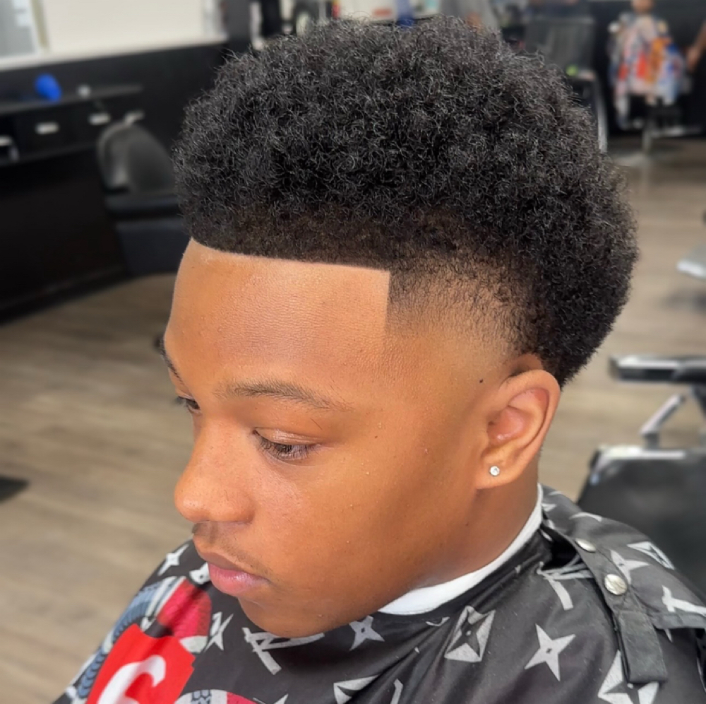 💈 Teen Cut (Ages 13-17) at DE’AVON CUTS in Southfield, MI