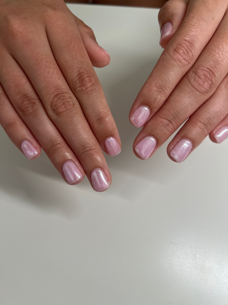 Gel manicure (no chip)
