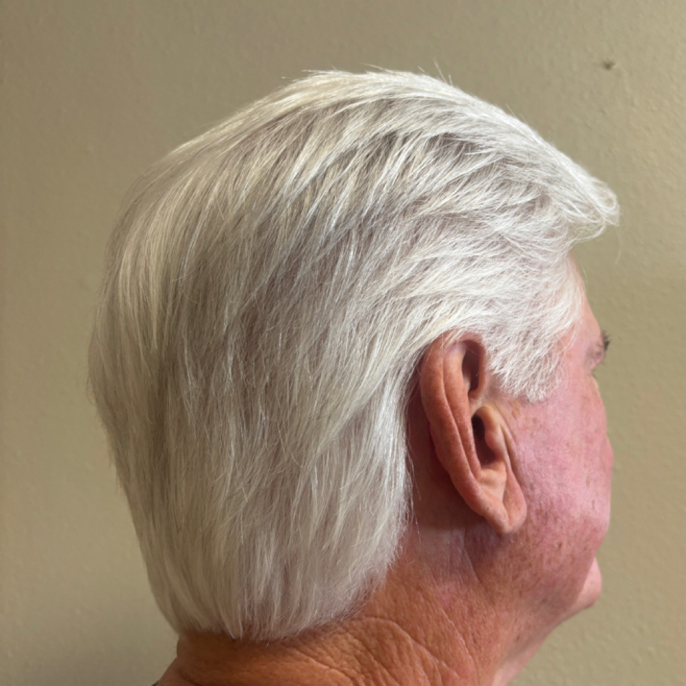 Men’s Haircut at La Quinta Salon and Day spa in CA, CA