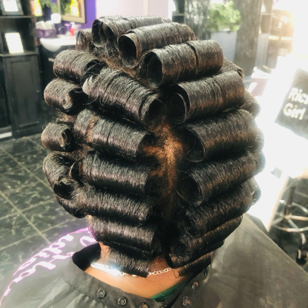 Roller Set at Naavah Hair Studio in Baton Rouge, LA