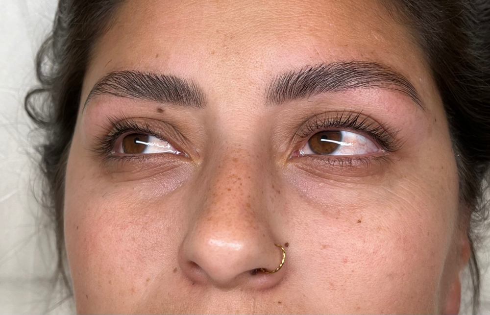 Brow Tinting