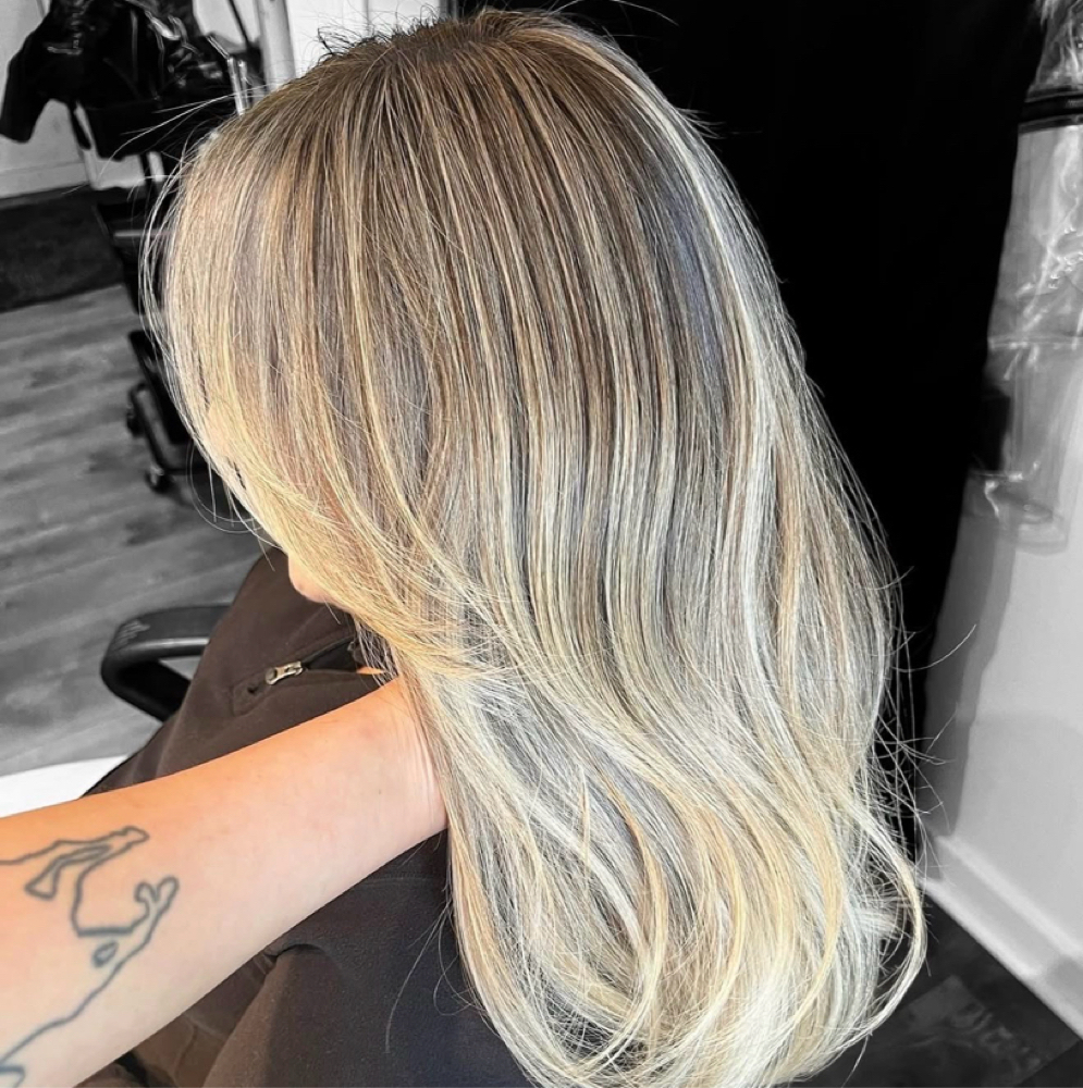 Signature Blonde Refresh at HAIRX By Jem in Salinas, CA