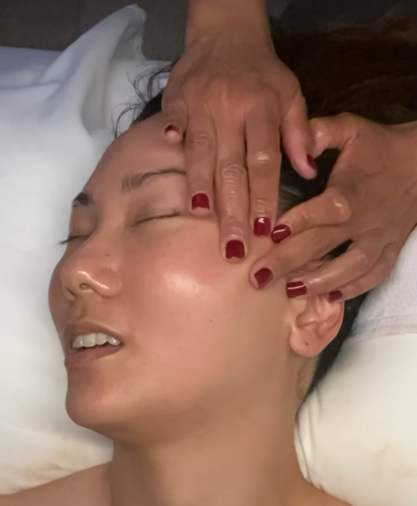 Ultimate Lift and Tone Facial