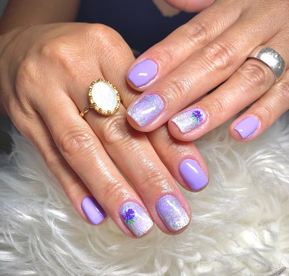 Regular Manicure