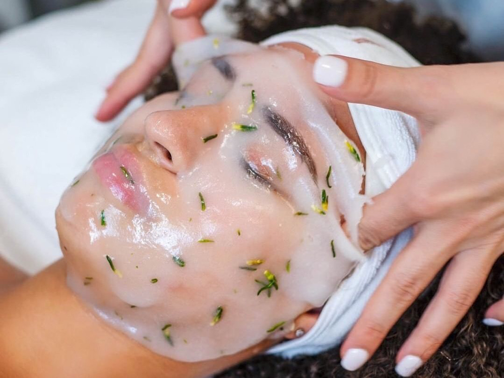 Deluxe Hydration Facial