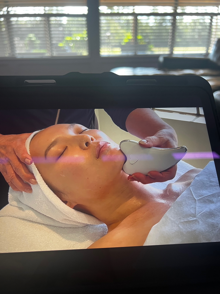 Glow Customized Treatment