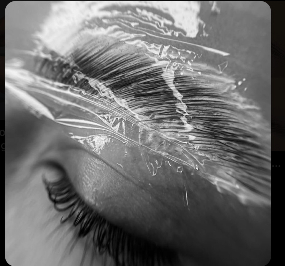 Eyebrow Lamination