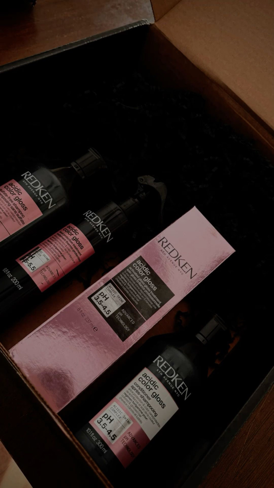 Glossing treatment