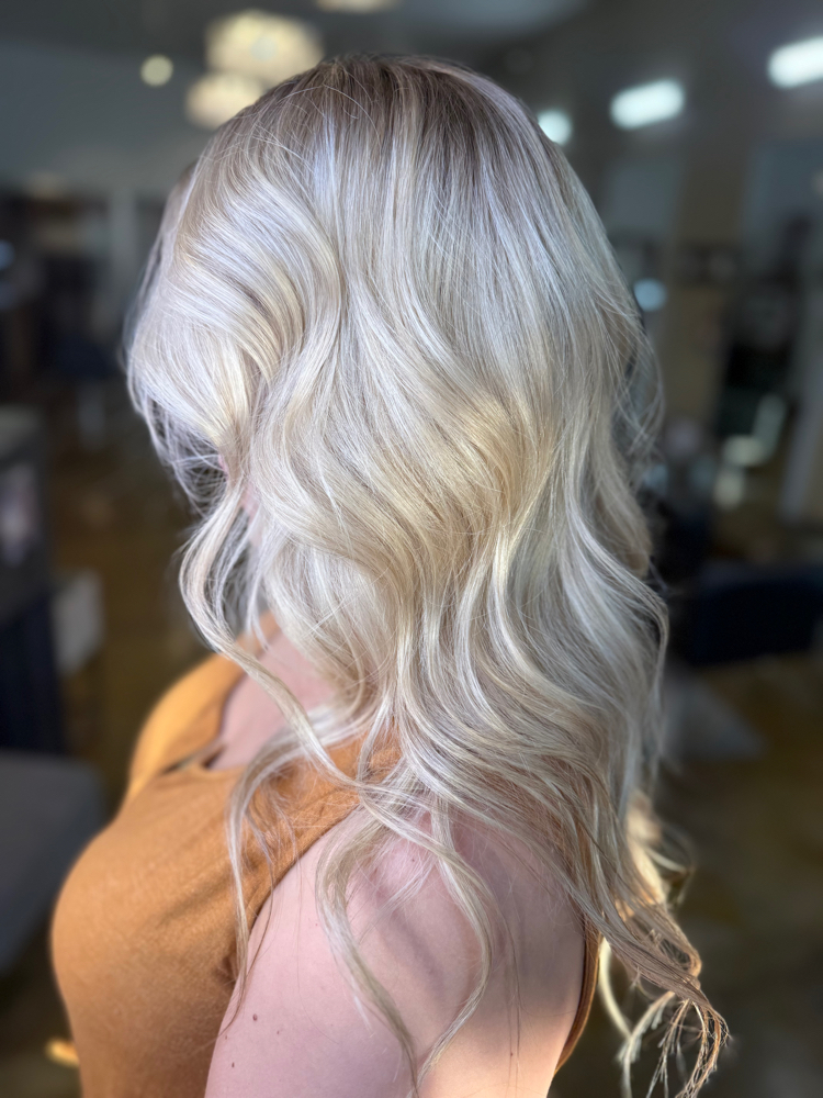Full Blonding Root Retouch