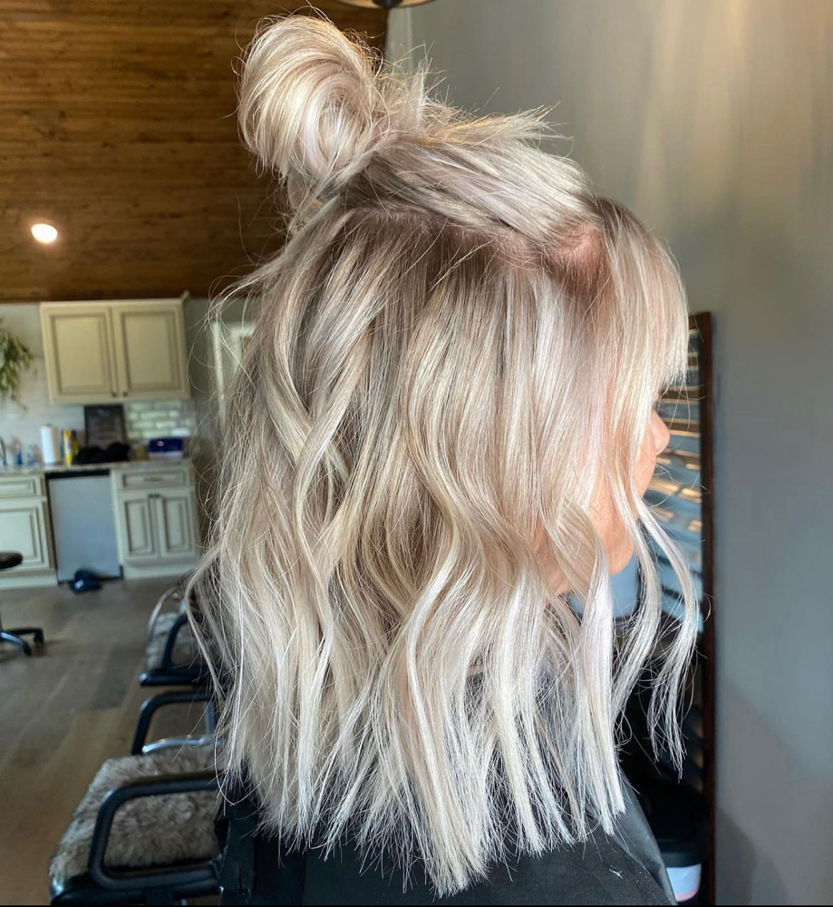 full blonding service at KNOX HAIR BY CASS in knoxville, TN