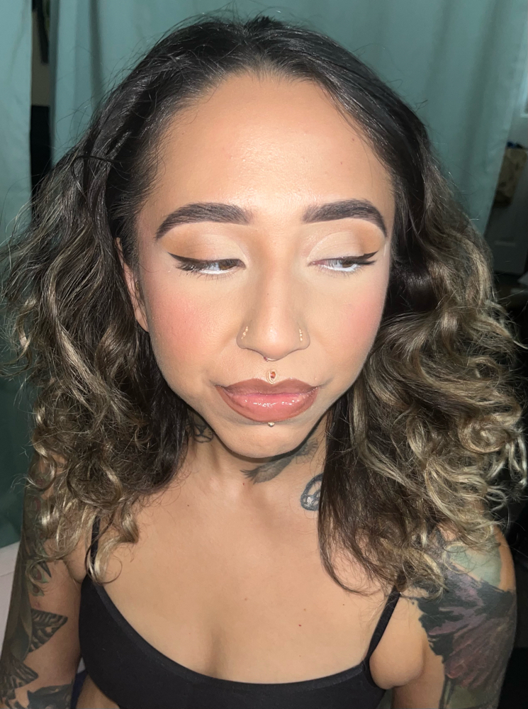 Signature Soft Glam