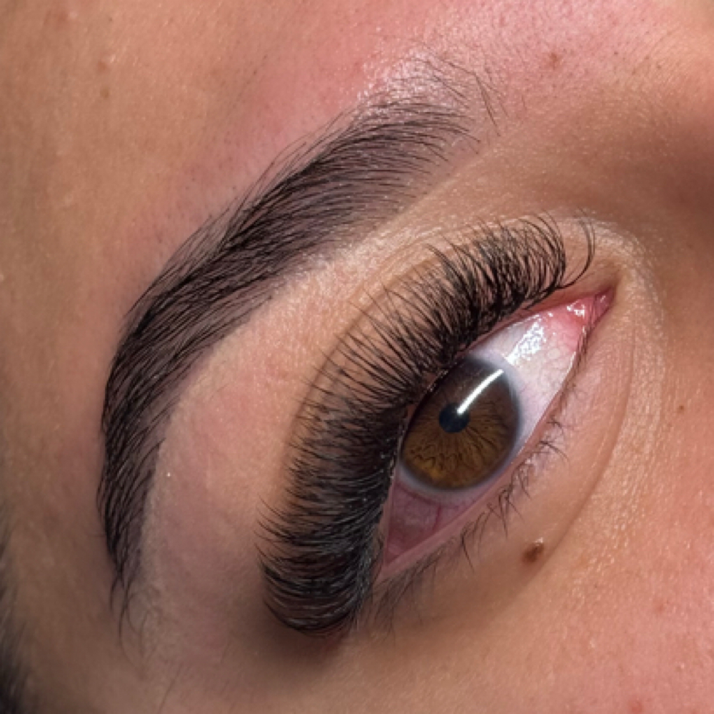 Brow Wax + Shaping at Enchanting Beauty in Clarkesville, GA
