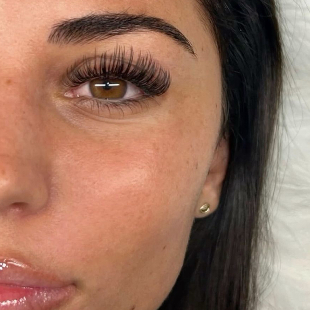 custom freestyle set lashes at by grace esthetics in Florence, AL