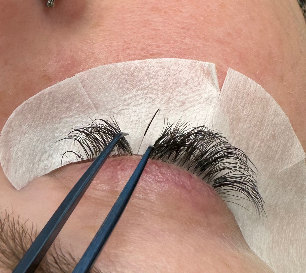 Lash Fill (Under 3 Weeks)