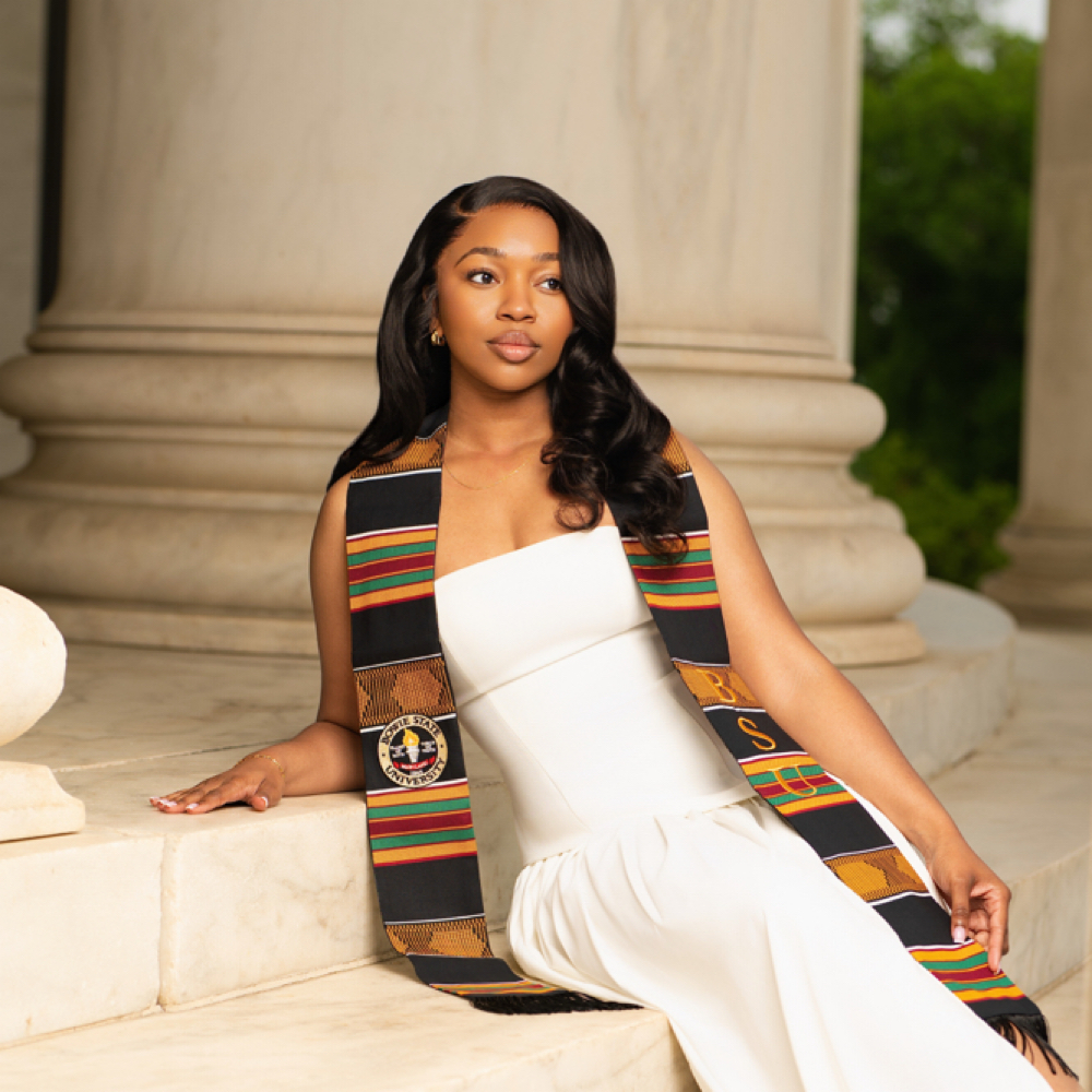 Graduate Signature at Marne Visuals in North Chesterfield, VA