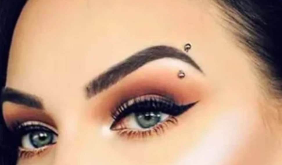 Brow Piercing
