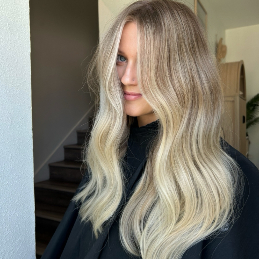 Arriah - Lowlights at CoastalHair&CO in Tampa, FL