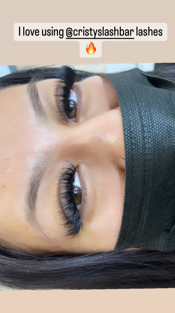 Full Volume lashes