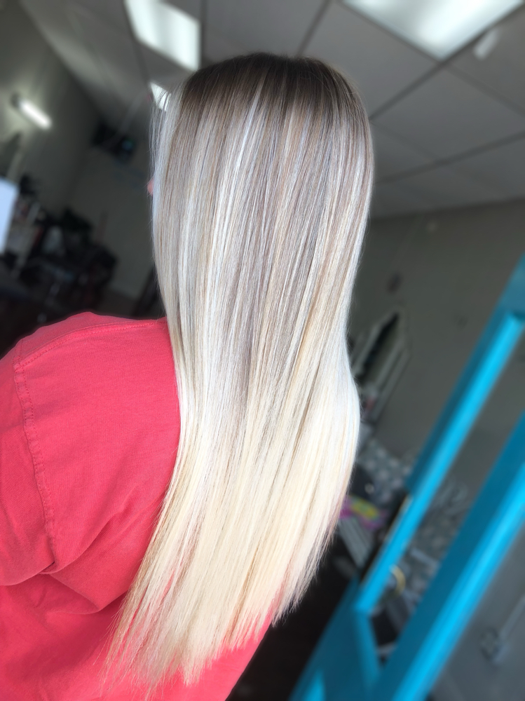 Shampoo and Blow Out