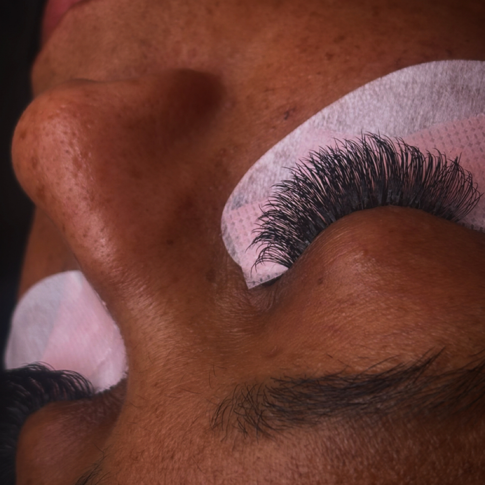 Lash Extensions at Allure Beauty Bar in Pittsburgh, PA