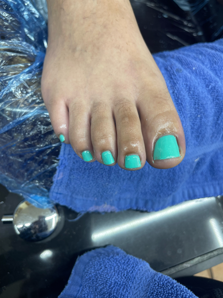 Deluxe Pedicure (See Description)